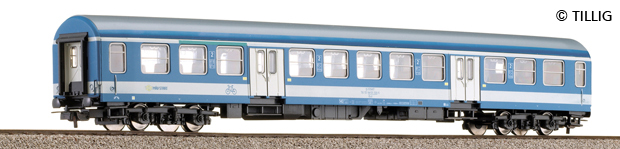 Passenger car 2nd class type Halberstadt with bike compartment<br /><a href='images/pictures/Sachsenmodelle/74764.jpg' target='_blank'>Full size image</a>